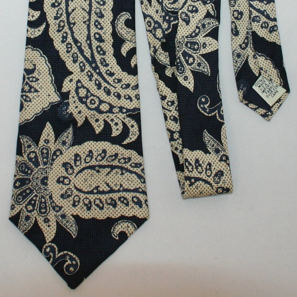 GAP Paisely Silk Tie